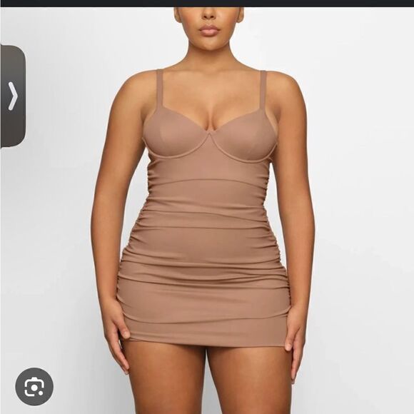 NWT SKIMS Sculpting Swim Ruched One Piece Swimsuit Sienna - Picture 1 of 6